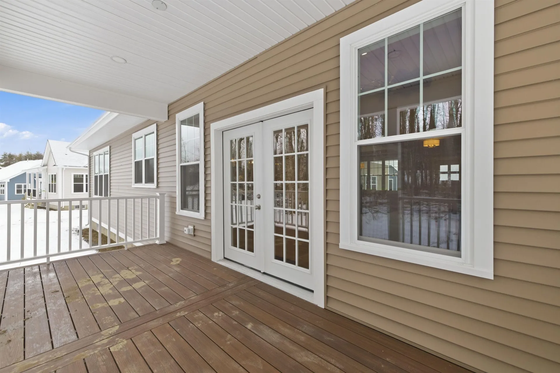 69 Lady Walsingham Way Laconia NH 03246