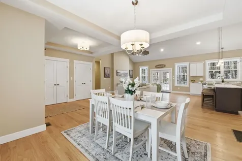 69 Lady Walsingham Way Laconia NH 03246