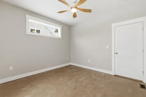 69 Lady Walsingham Way Laconia NH 03246