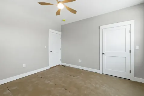 69 Lady Walsingham Way Laconia NH 03246