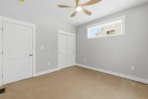 69 Lady Walsingham Way Laconia NH 03246