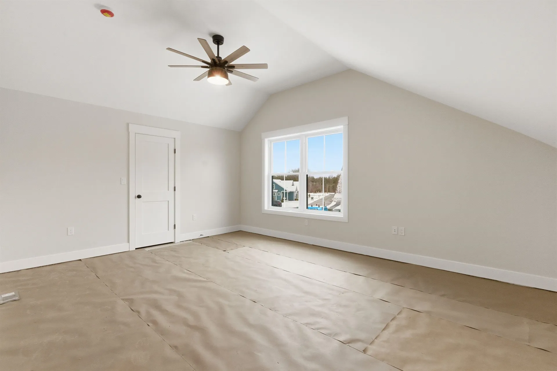 76 Lady Walsingham Way Laconia NH 03246