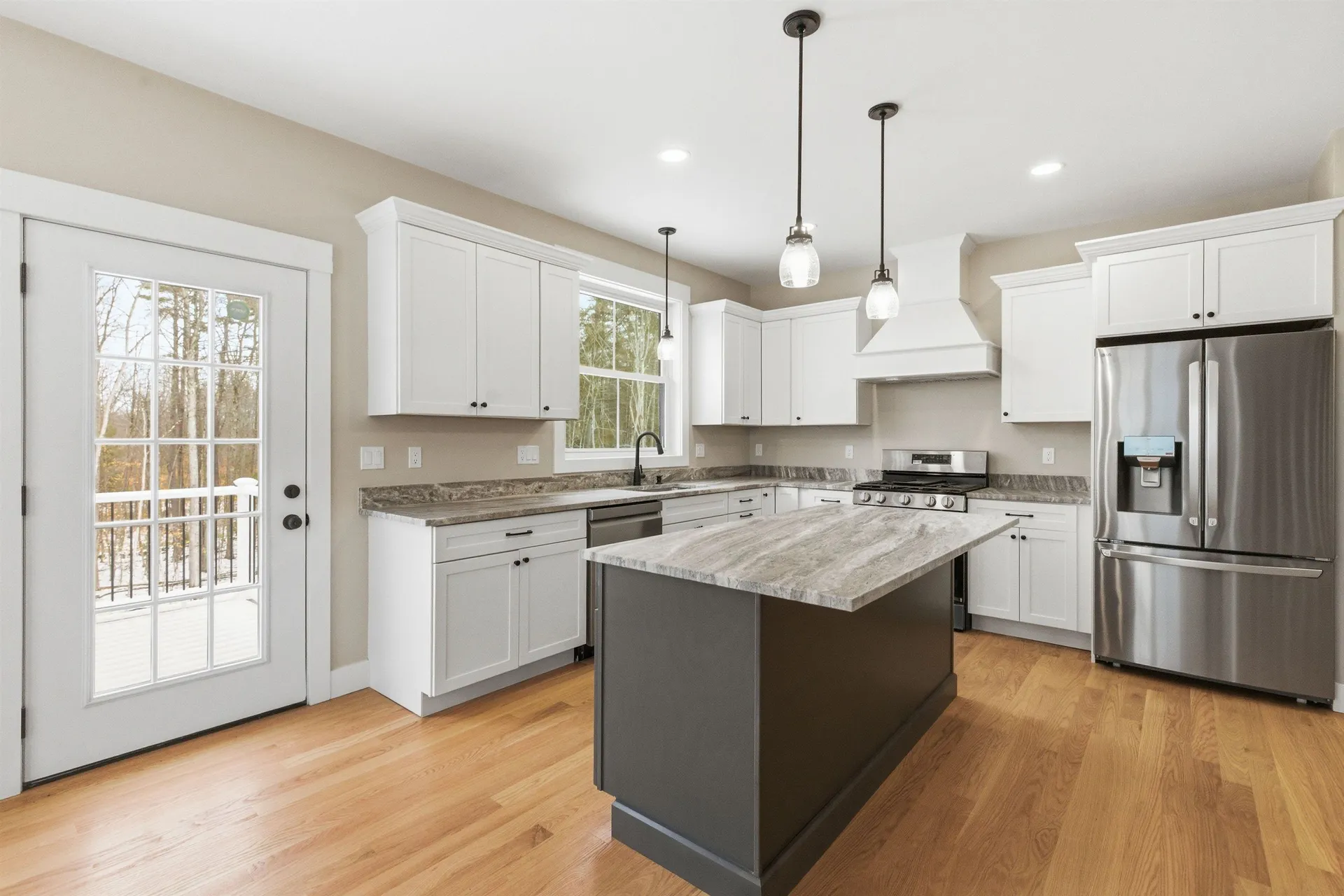 76 Lady Walsingham Way Laconia NH 03246