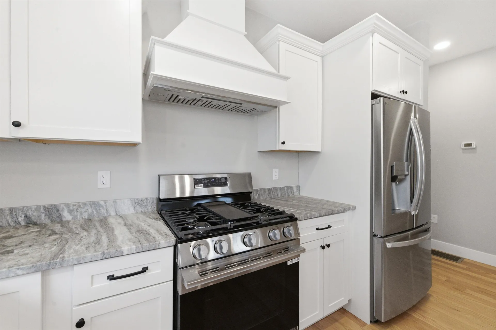 76 Lady Walsingham Way Laconia NH 03246