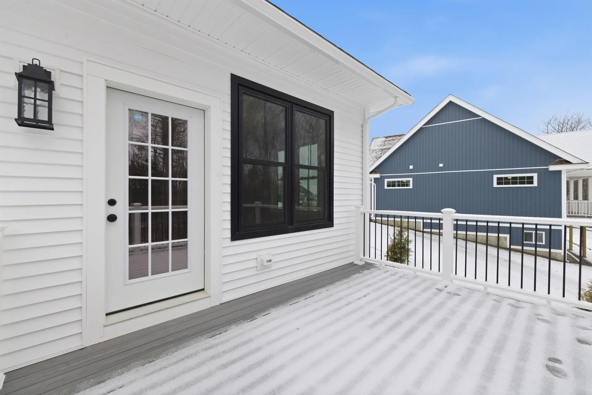 76 Lady Walsingham Way Laconia NH 03246