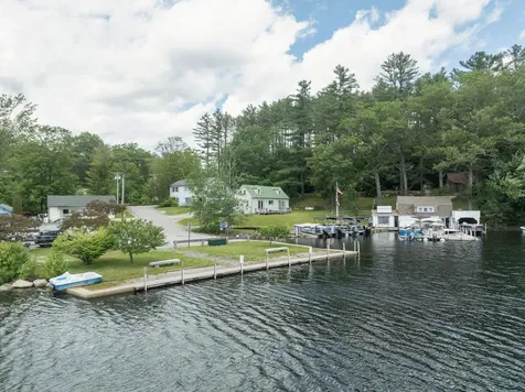 15 Cooper Street Sunapee NH 03782