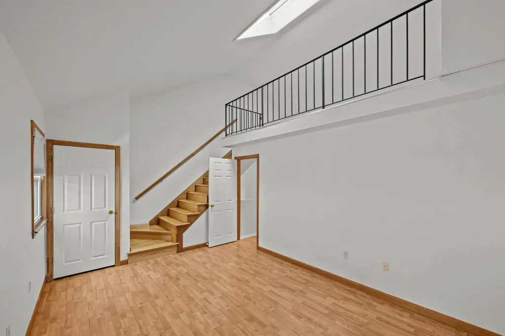 31 Bluestone Drive Nashua NH 03060