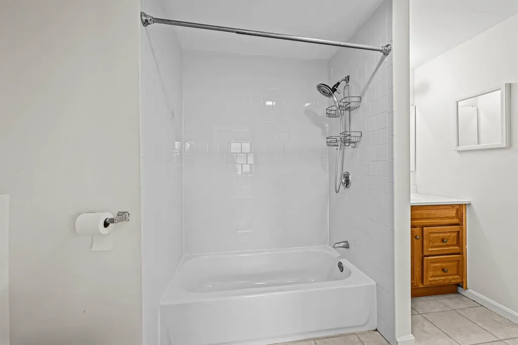 31 Bluestone Drive Nashua NH 03060