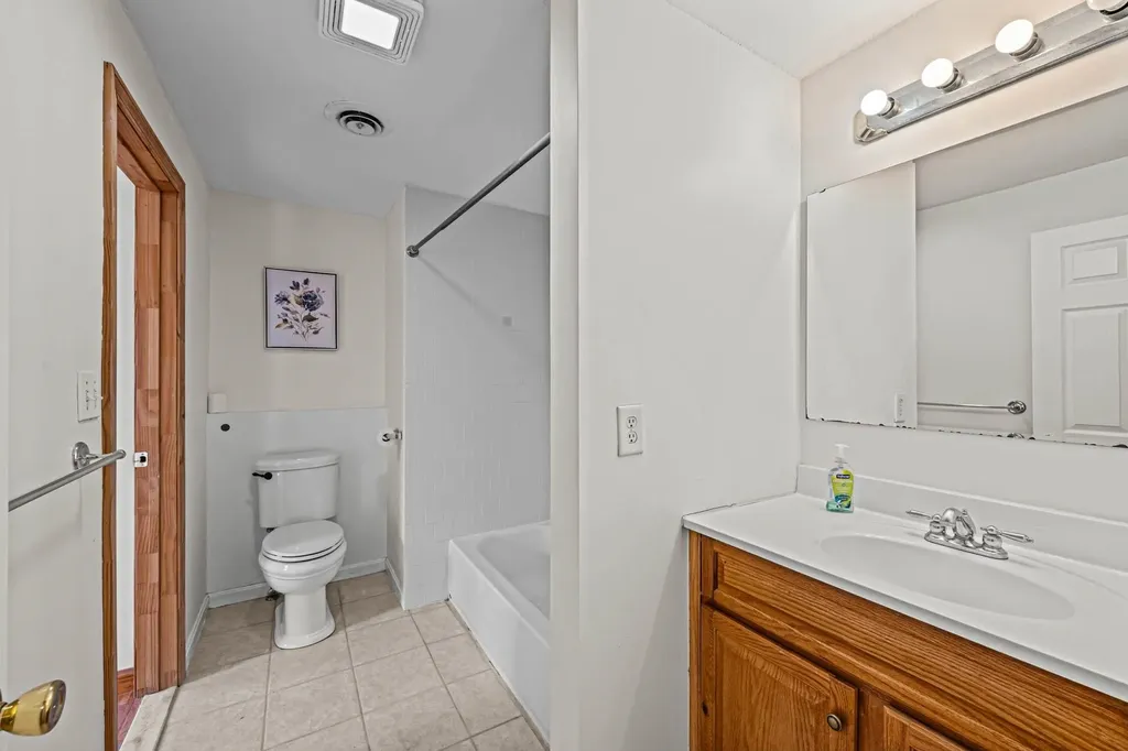 31 Bluestone Drive Nashua NH 03060