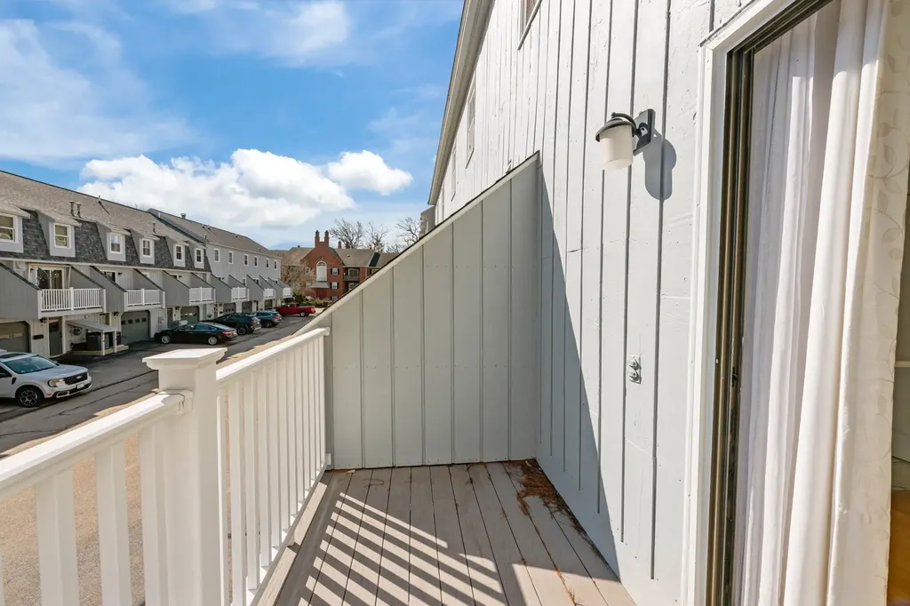 31 Bluestone Drive Nashua NH 03060