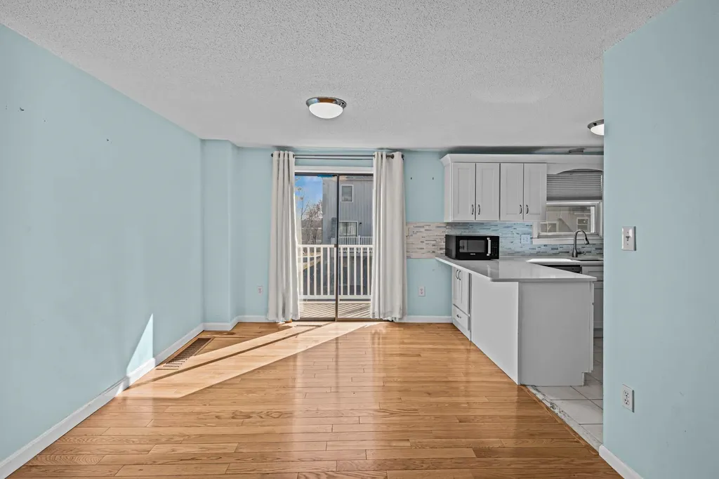 31 Bluestone Drive Nashua NH 03060