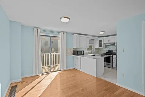 31 Bluestone Drive Nashua NH 03060
