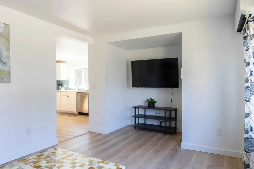 299 Manhattan Drive Burlington VT 05408