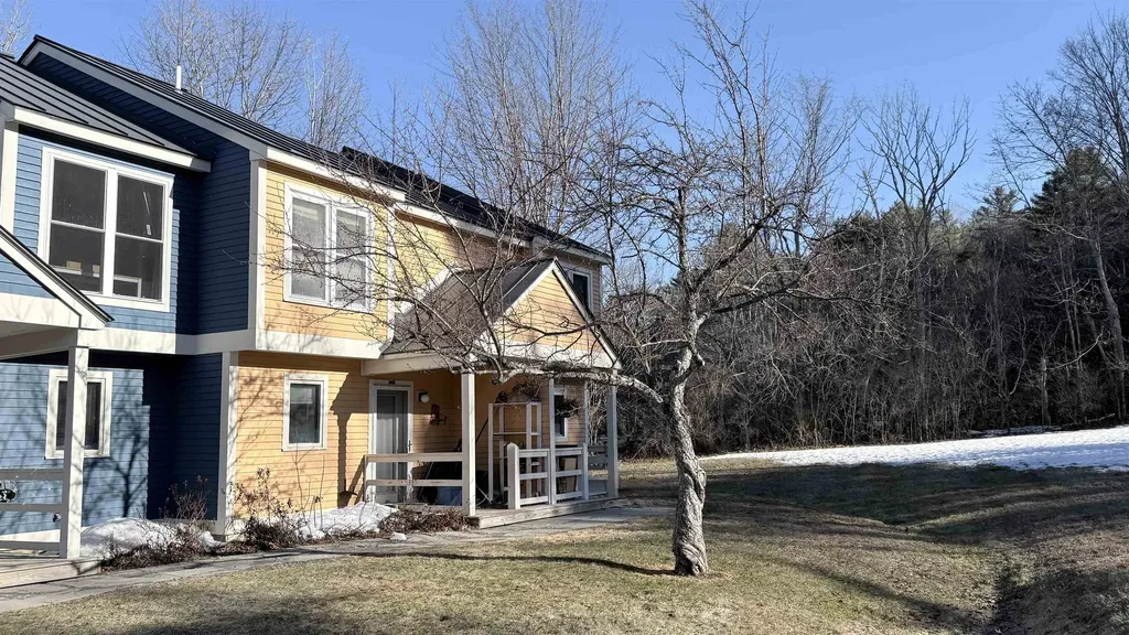 14 Turner Place Enfield NH 03748