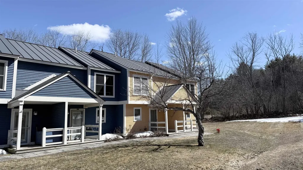 14 Turner Place Enfield NH 03748