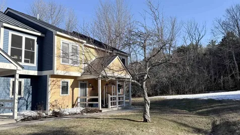 14 Turner Place Enfield NH 03748