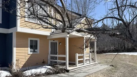 14 Turner Place Enfield NH 03748