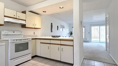 14 Turner Place Enfield NH 03748