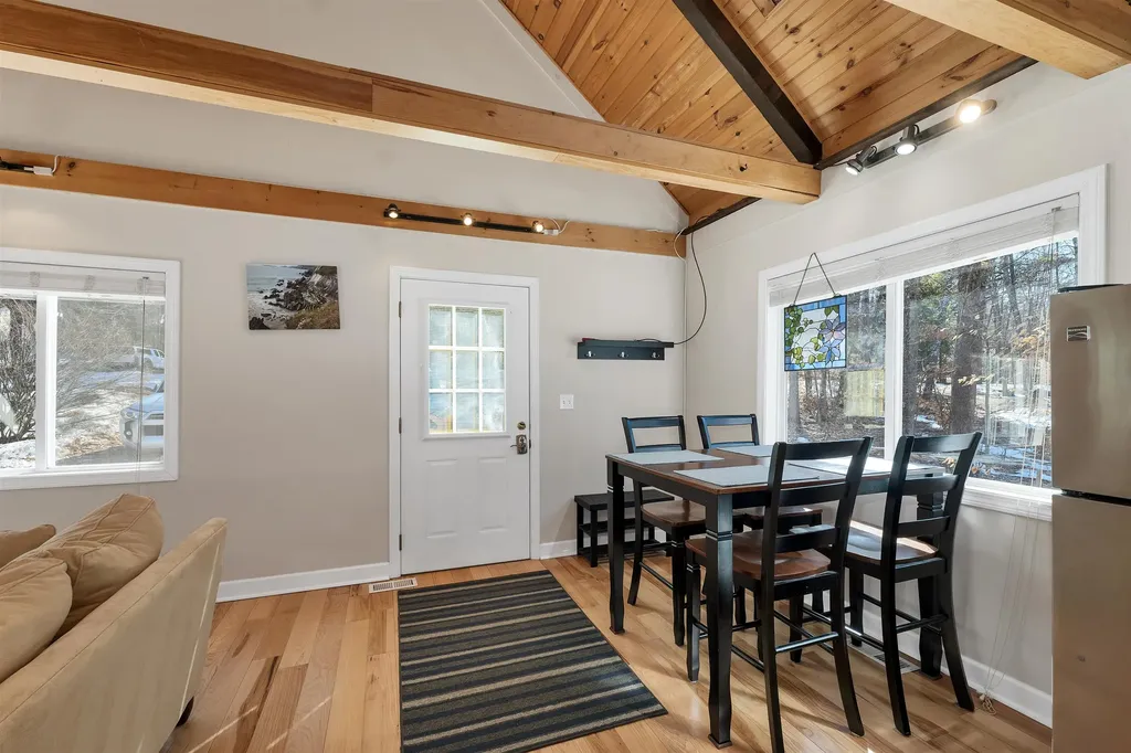 20 Alberg Road Tuftonboro NH 03816