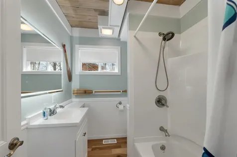 20 Alberg Road Tuftonboro NH 03816