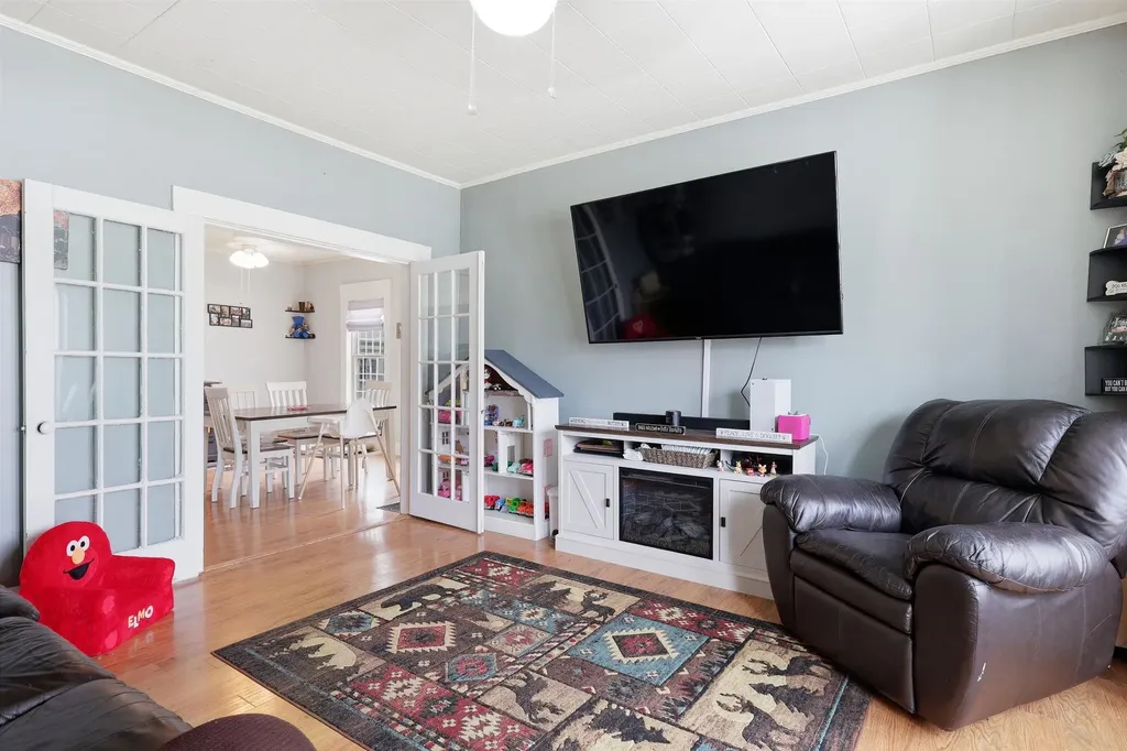 208 Academy Street Laconia NH 03246