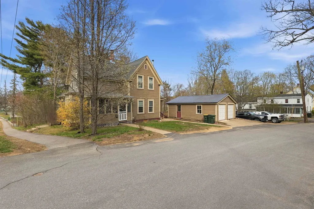 208 Academy Street Laconia NH 03246