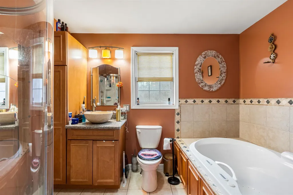 19 Whittemore Road Pembroke NH 03275-3130