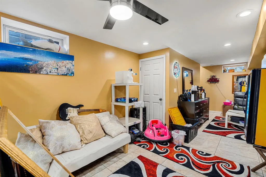 19 Whittemore Road Pembroke NH 03275-3130