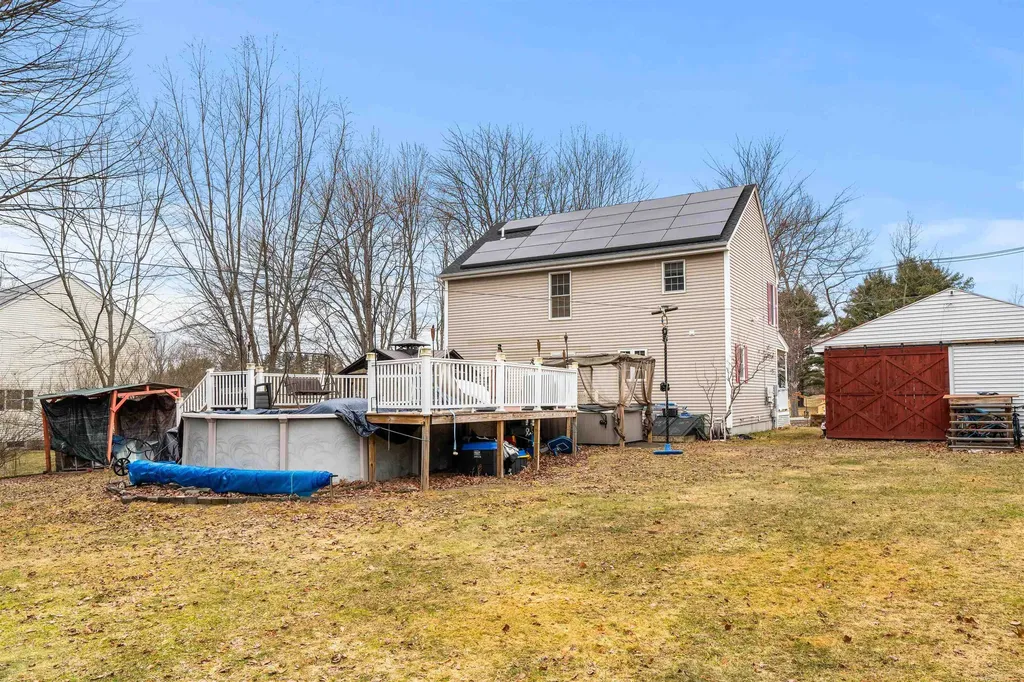 19 Whittemore Road Pembroke NH 03275-3130