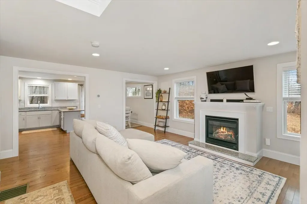 217 S Main Street Seabrook NH 03874