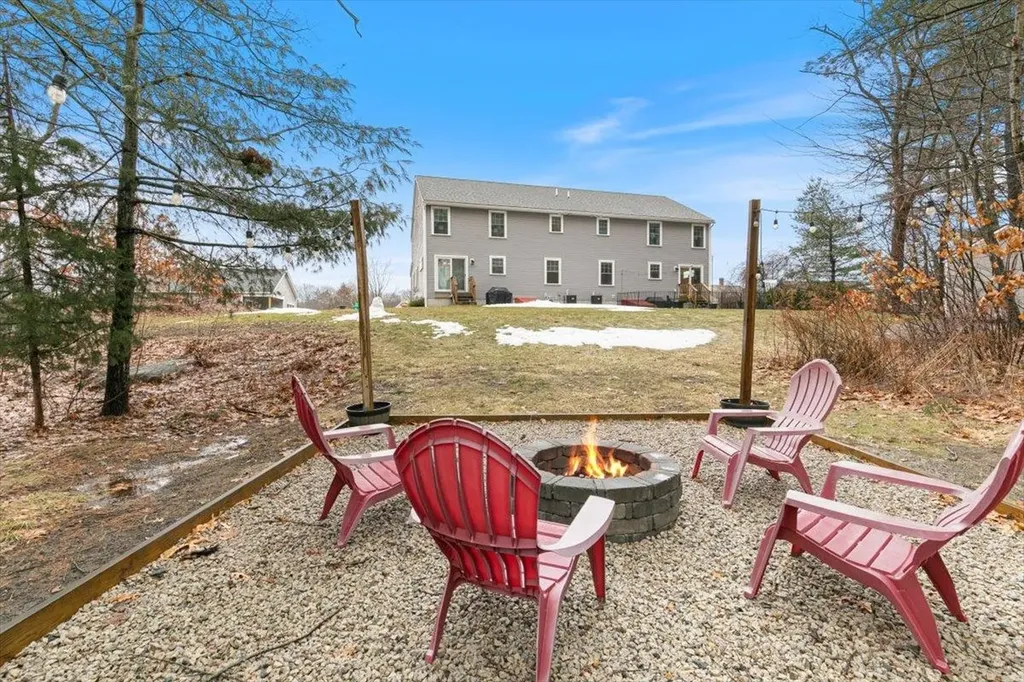 217 S Main Street Seabrook NH 03874