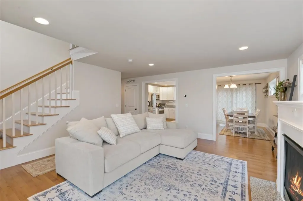 217 S Main Street Seabrook NH 03874