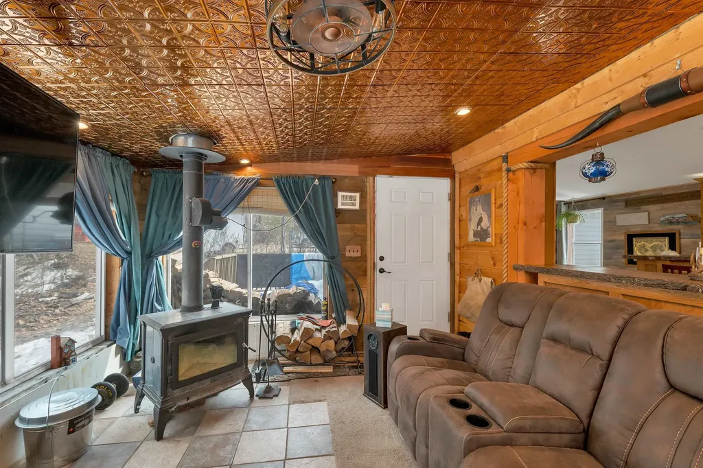 15 Manbow Road Alton NH 03809