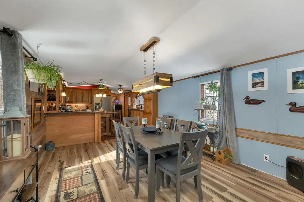 15 Manbow Road Alton NH 03809