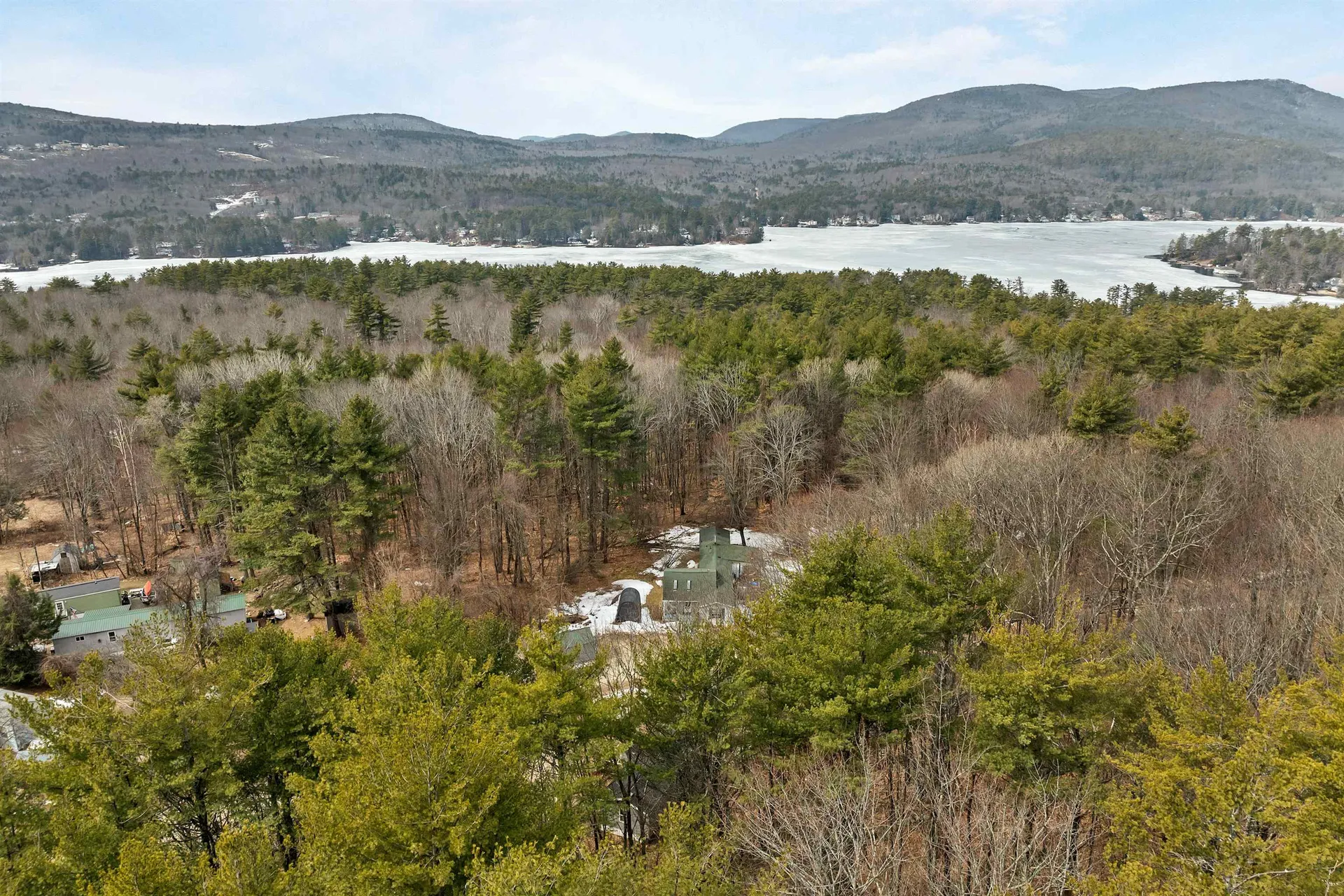 15 Manbow Road Alton NH 03809