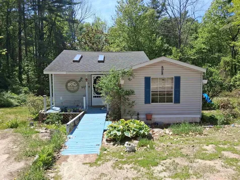 15 Manbow Road Alton NH 03809