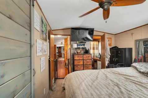 15 Manbow Road Alton NH 03809