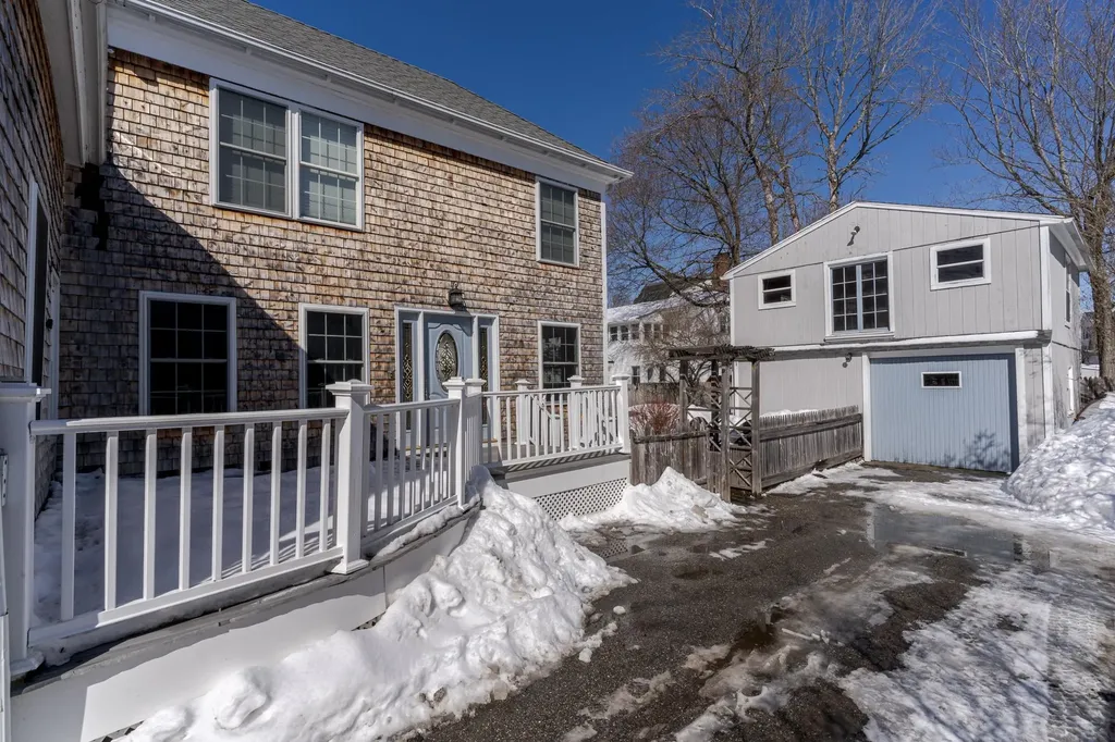 8 Park Avenue Saco ME 04072