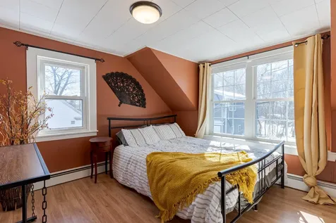 8 Park Avenue Saco ME 04072