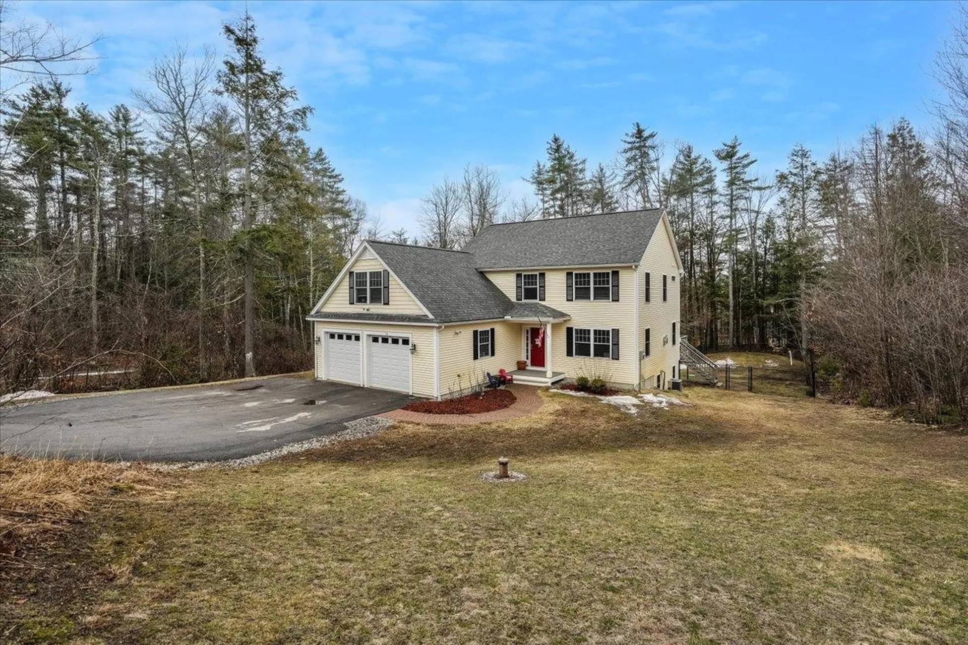 36 Dow Road Mont Vernon NH 03057