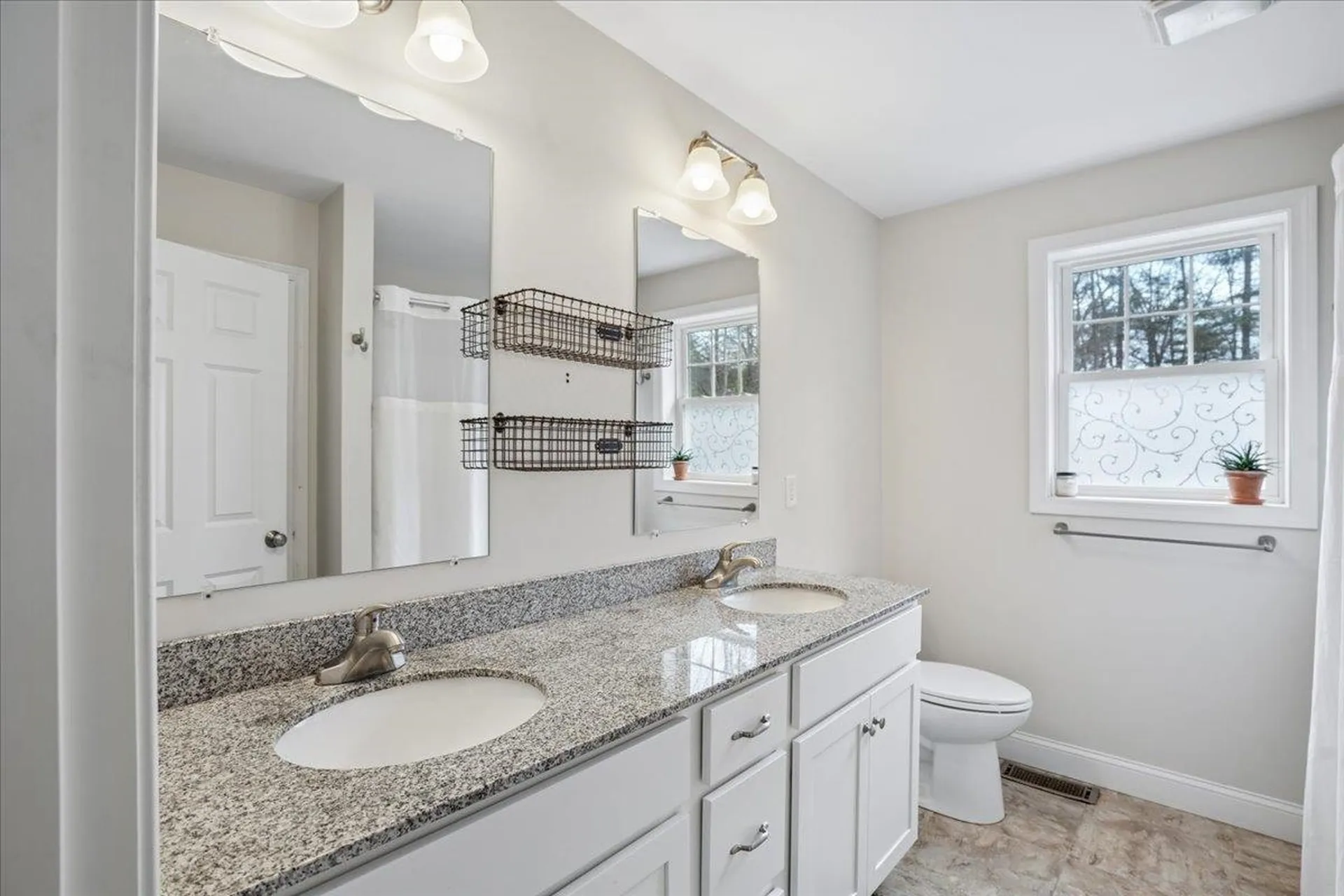 36 Dow Road Mont Vernon NH 03057