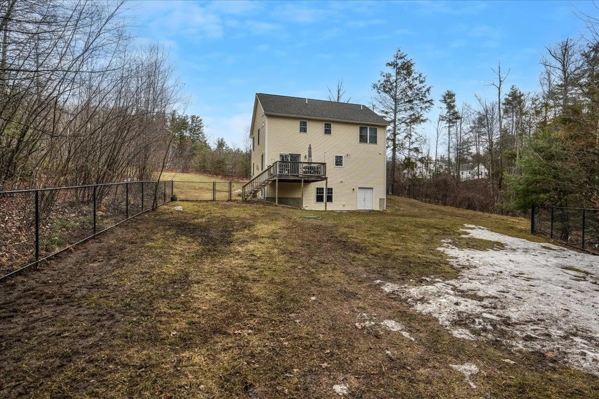 36 Dow Road Mont Vernon NH 03057