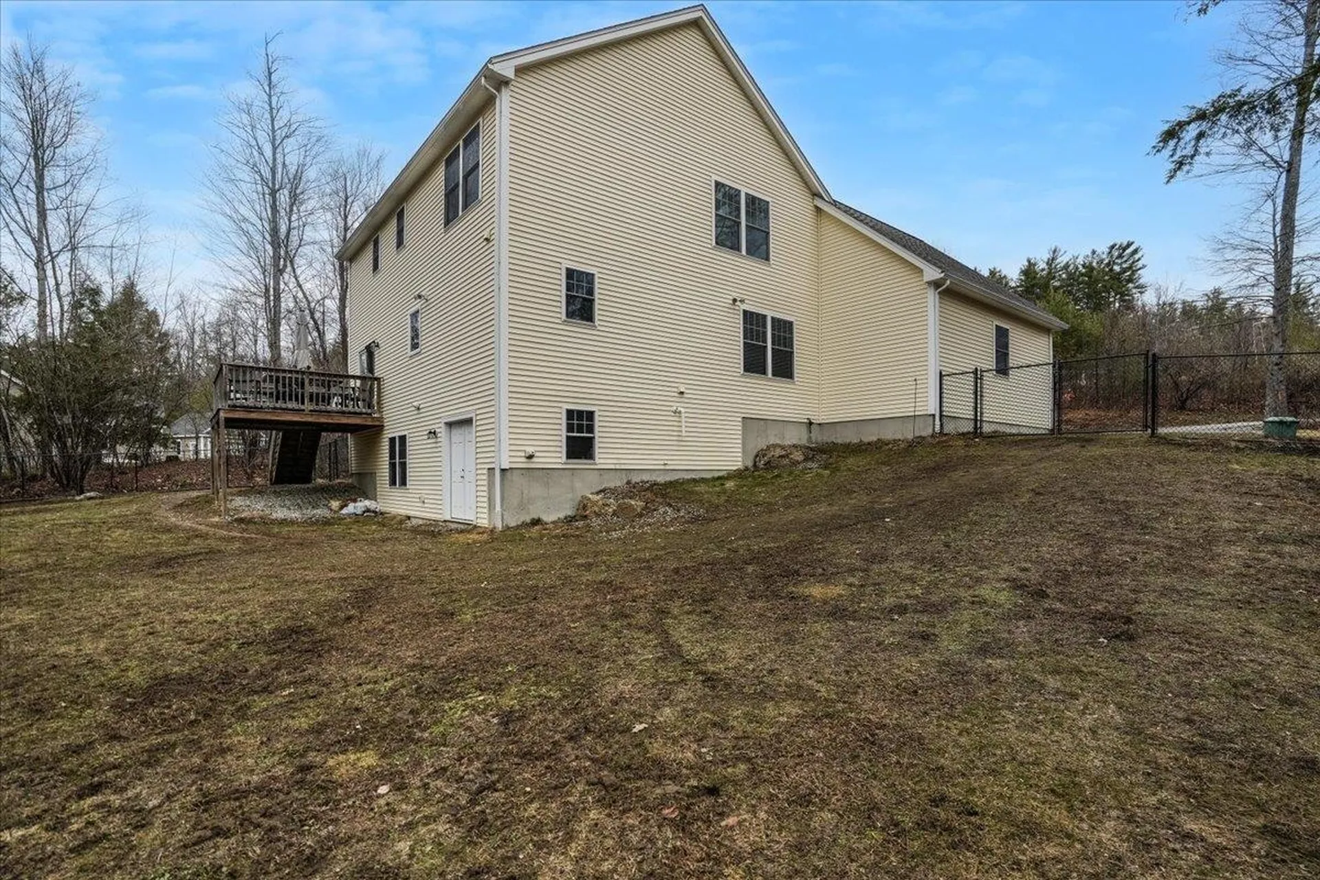 36 Dow Road Mont Vernon NH 03057