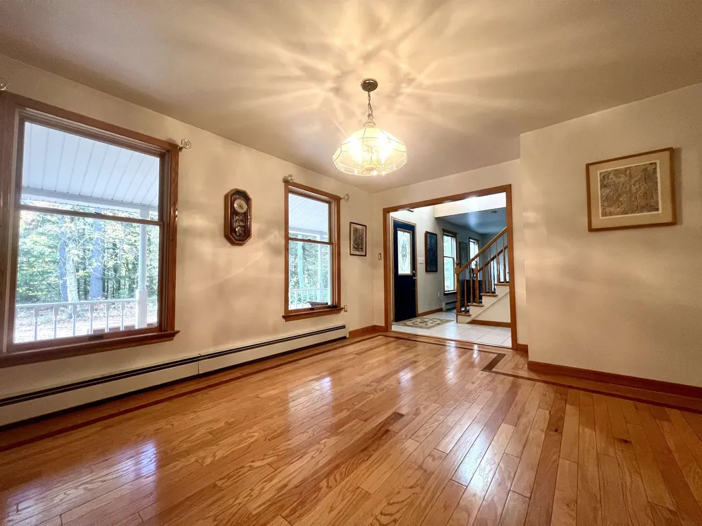 31 Poplar Lane Vernon VT 05354