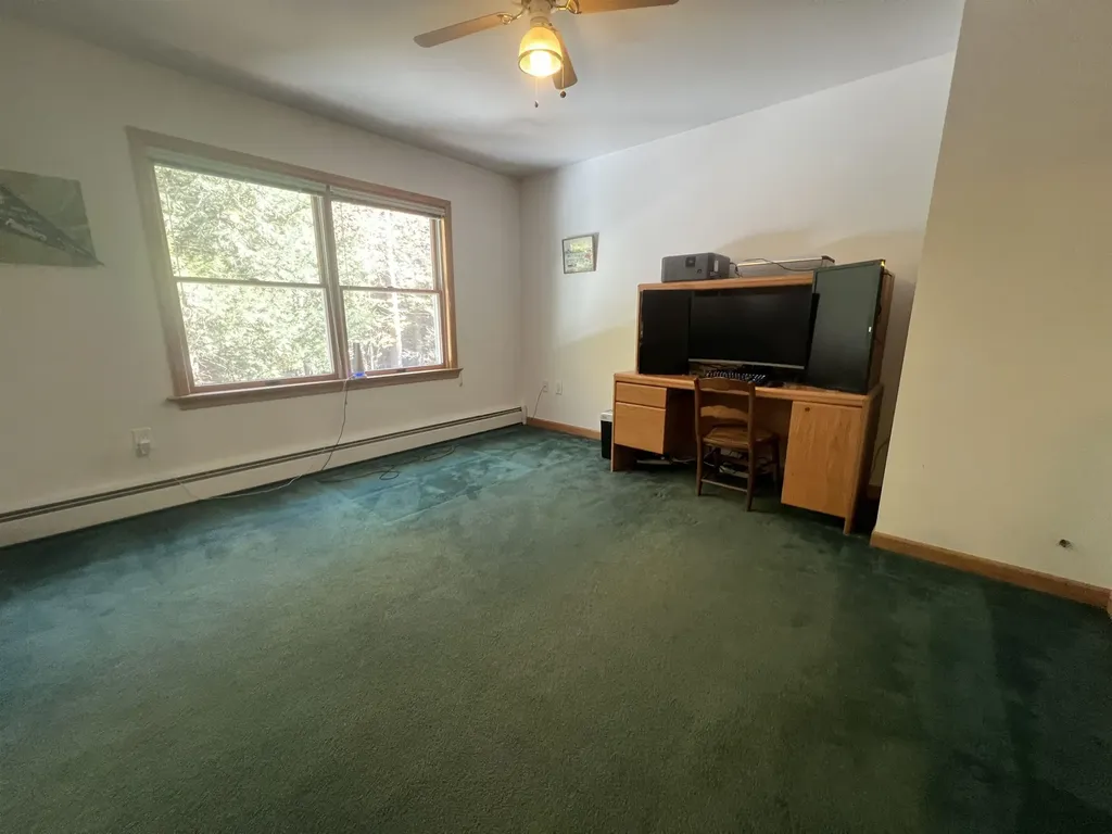 31 Poplar Lane Vernon VT 05354