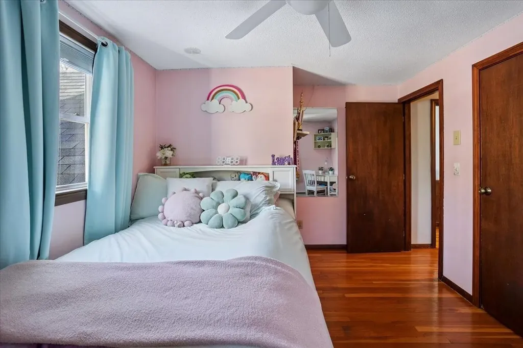 6 Maple Drive Bedford NH 03110