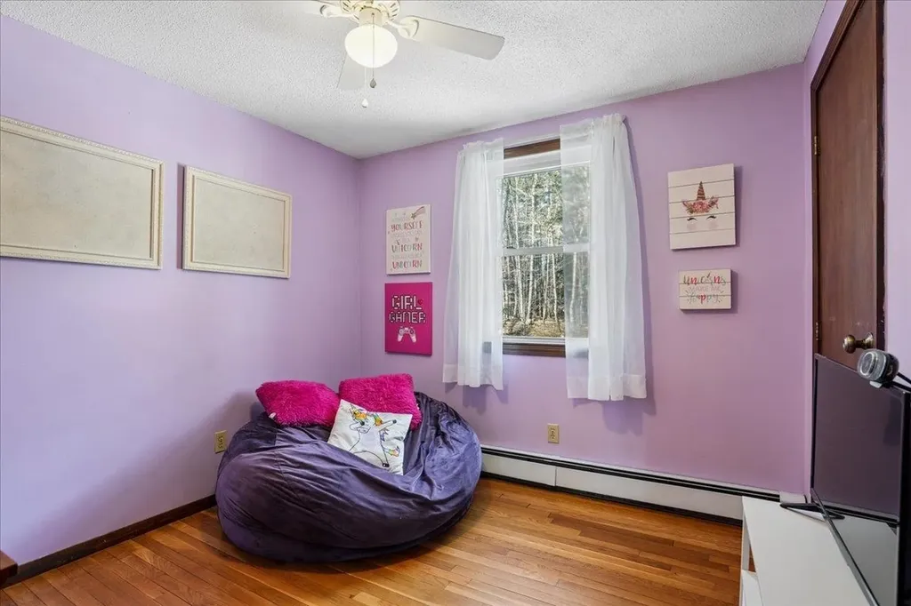 6 Maple Drive Bedford NH 03110