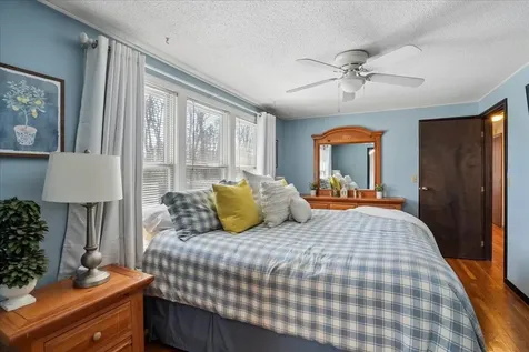 6 Maple Drive Bedford NH 03110