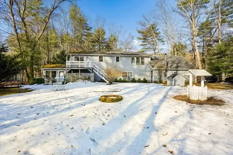 6 Maple Drive Bedford NH 03110