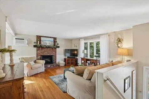 6 Maple Drive Bedford NH 03110